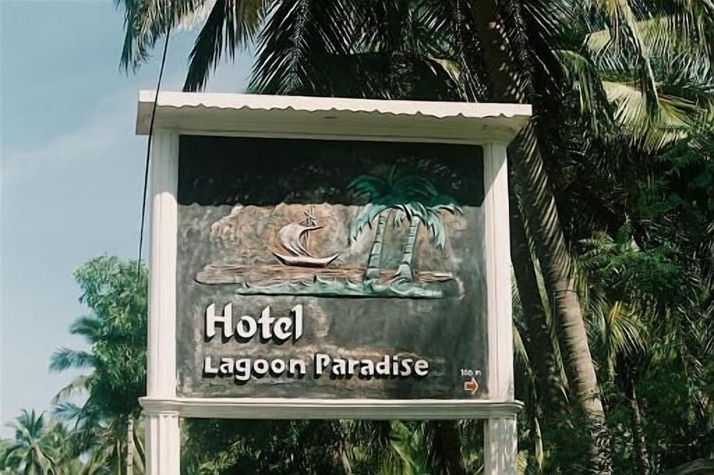 Lagoon Paradise 15/48