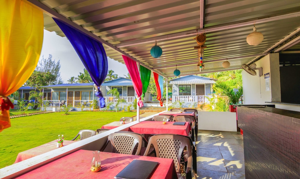 Treebo Lands End Beach Resort 25/27