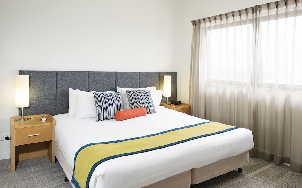 MainStay Suites Mackay 18/65
