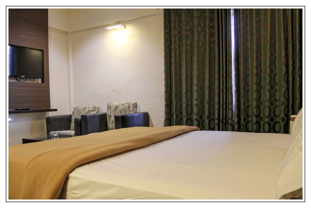 Hotel Prem Nivas 5/26