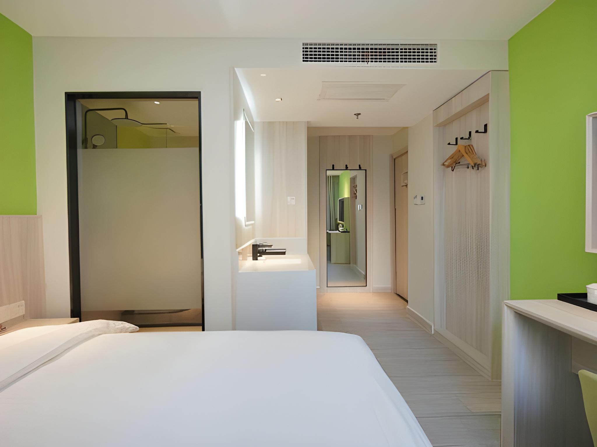 Cozy, Single, Single Bed