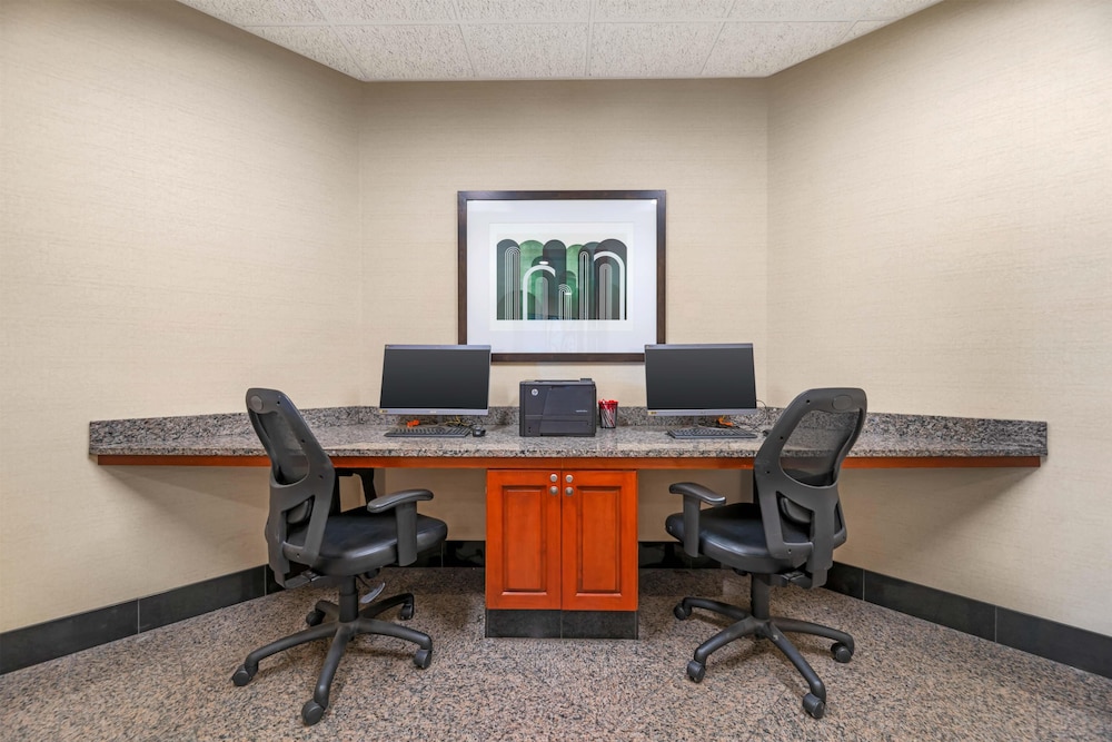 Drury Inn & Suites St Louis Brentwood 38/50