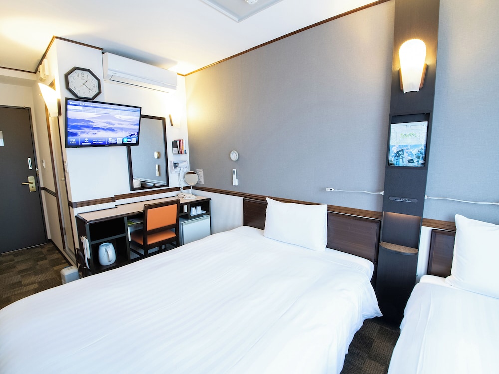 Toyoko Inn Toyama-eki Shinkansen-guchi No.2 22/57
