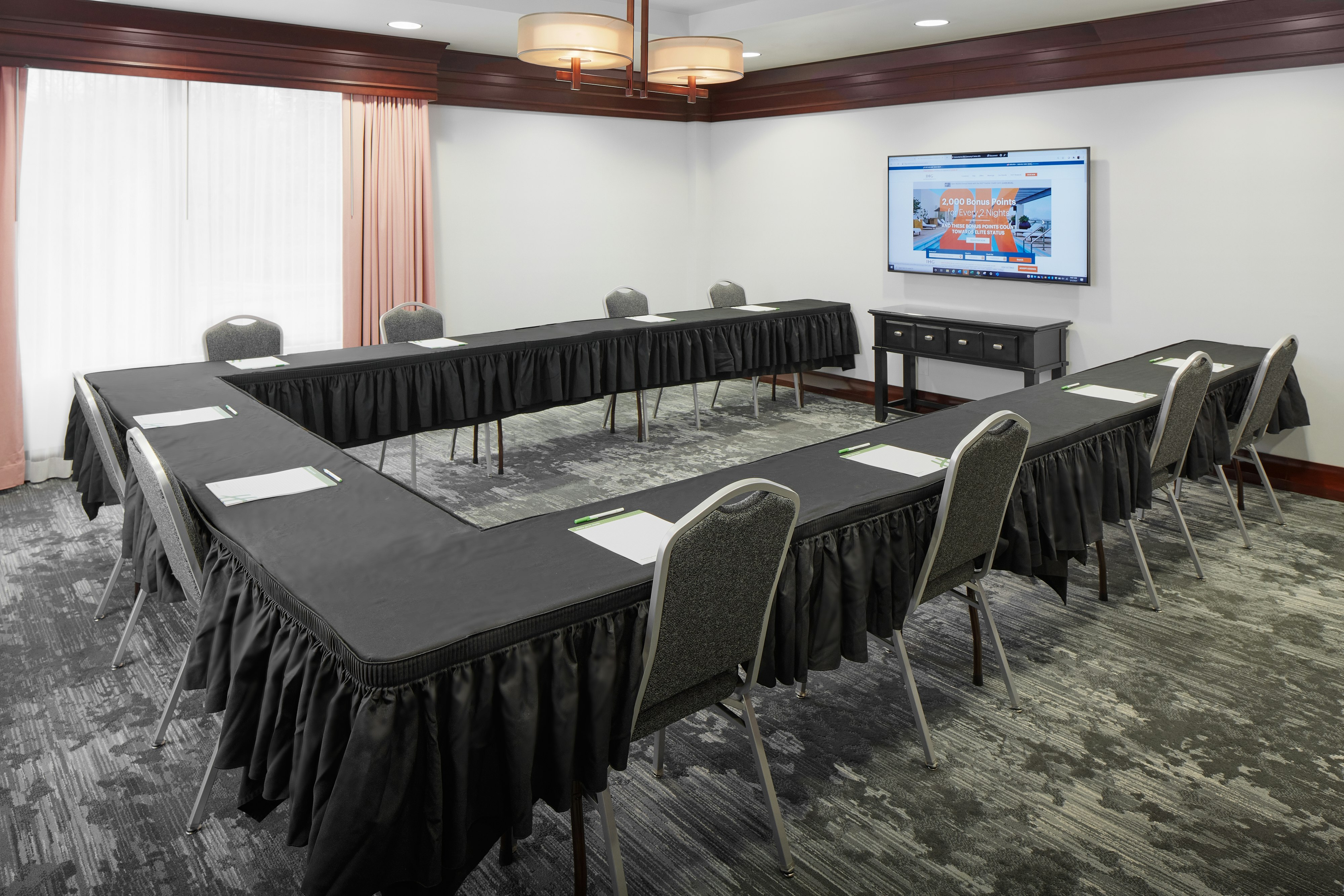 Holiday Inn Asheville - Biltmore West, an IHG Hotel 35/48