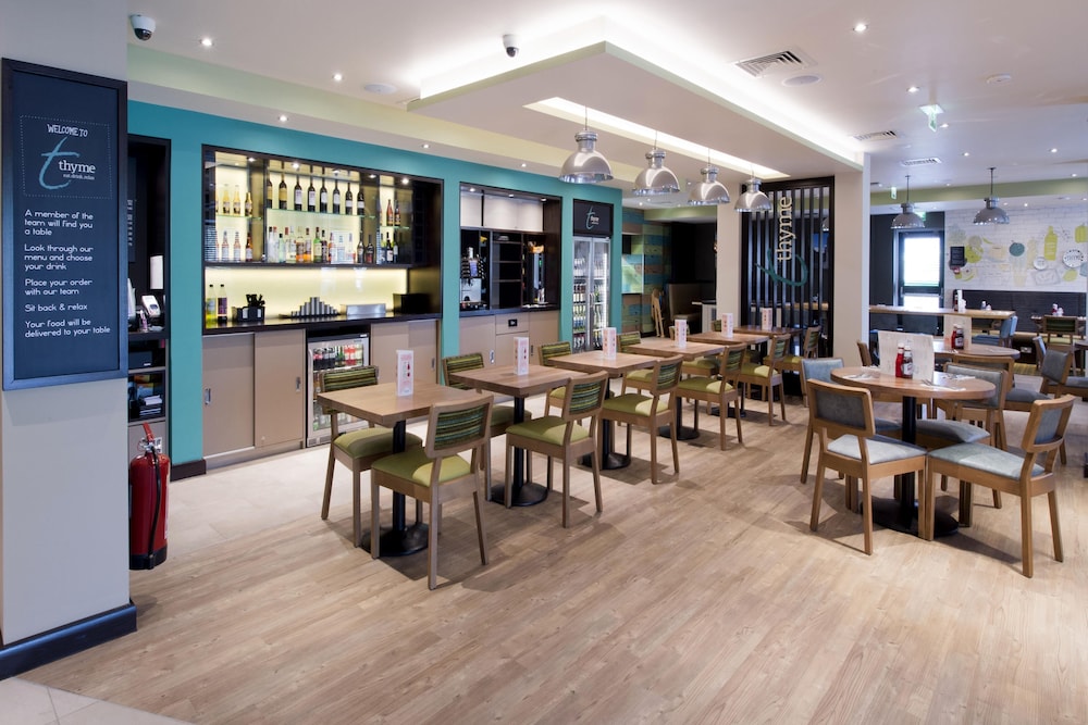 Premier Inn Monmouth 27/33
