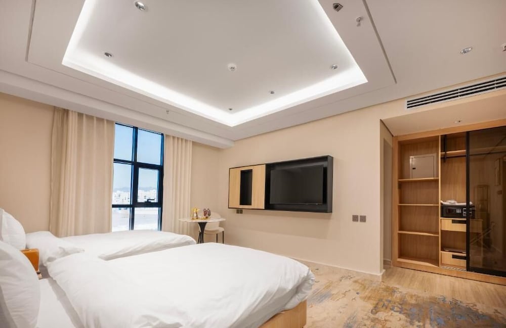 AYAS Hotel 15/36