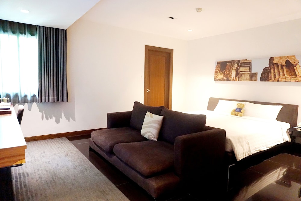 S33 Compact Sukhumvit Hotel 58/78