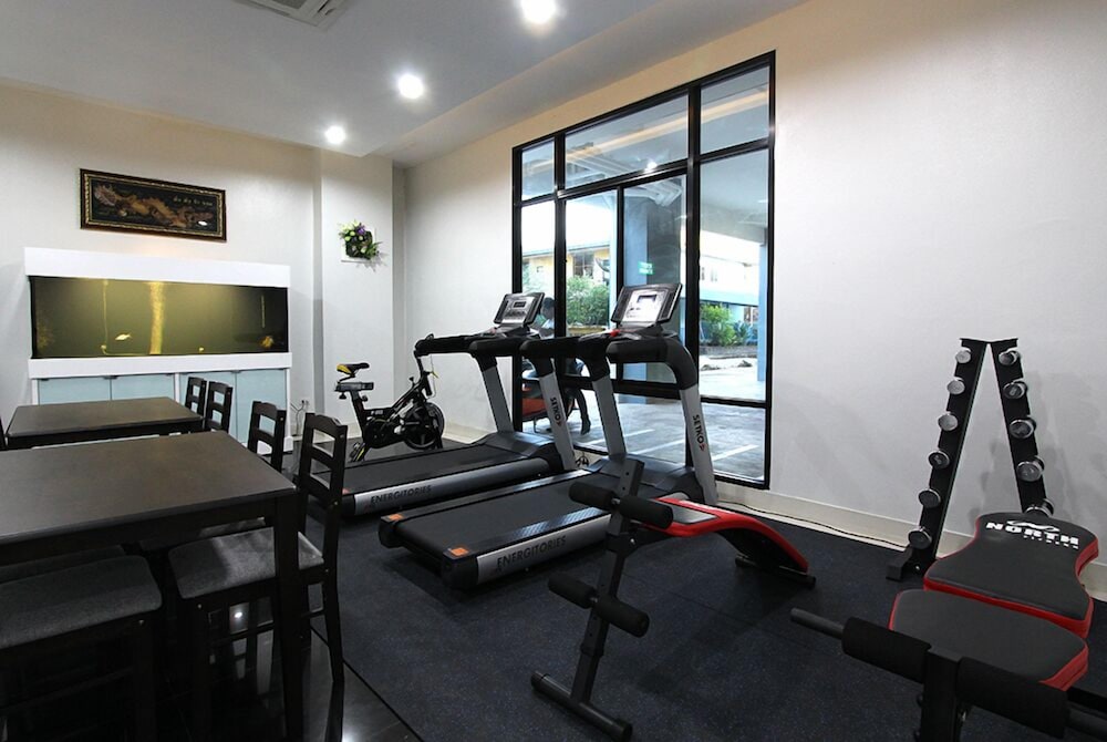 Thanburi Hotel 16/35
