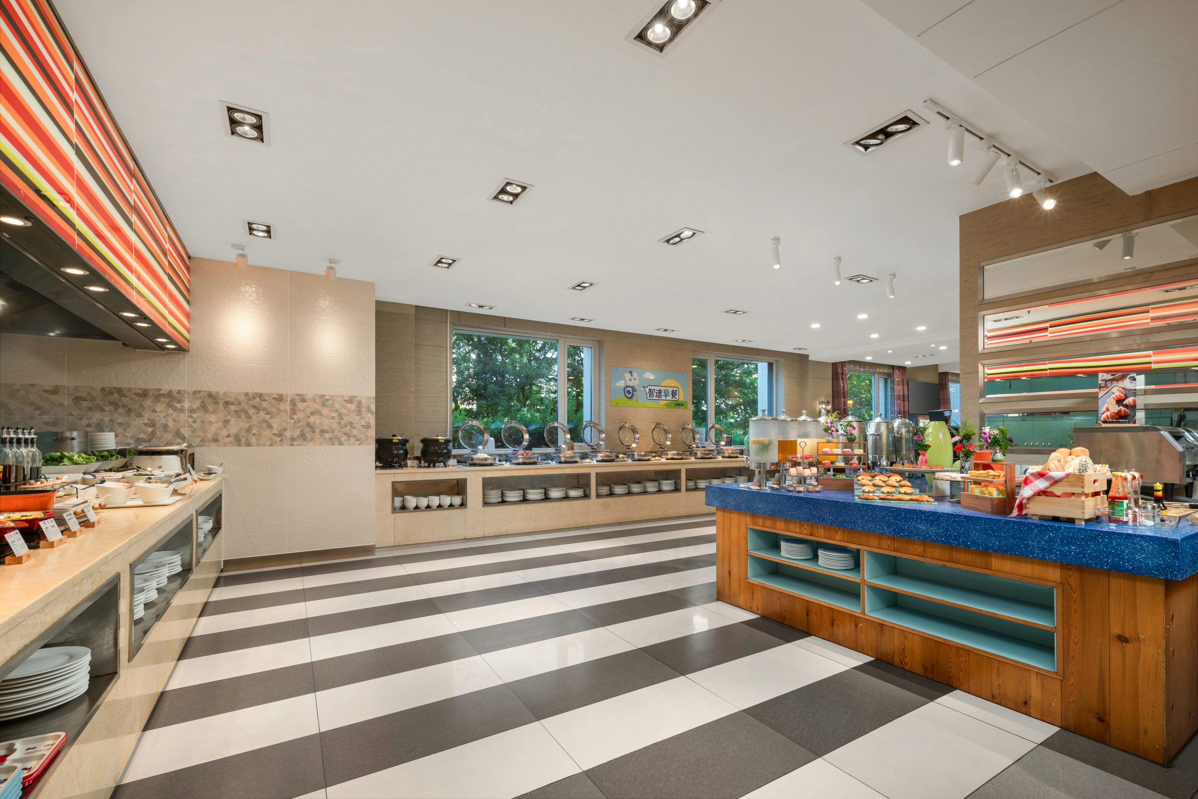 Holiday Inn Express Beijing Shangdi 11/50