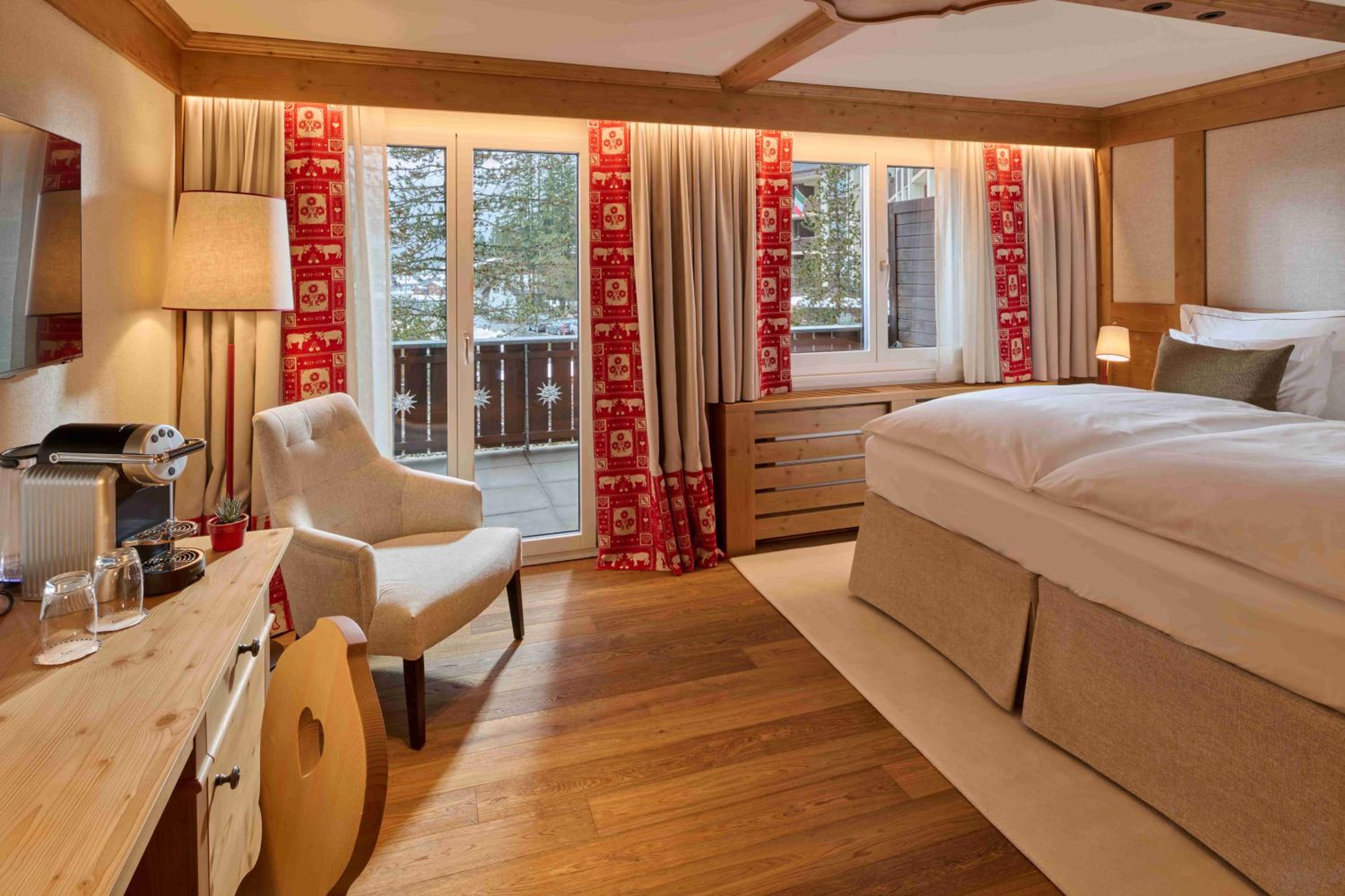 Elegant, Alpine, Double Bed