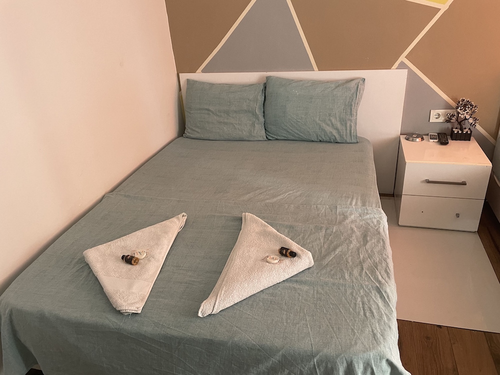 Ersoy Ak Pansiyon 26/50