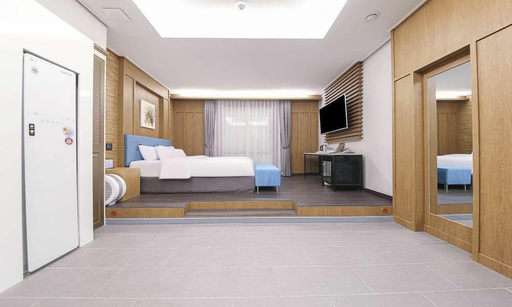 Gwangju Gwangsangu Hanam Hound Hotel 13/31