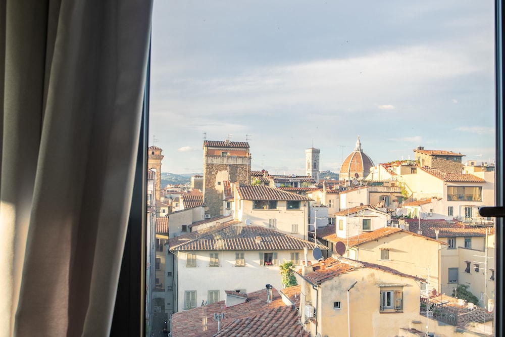 Pitti Luxury Terrace 20/23