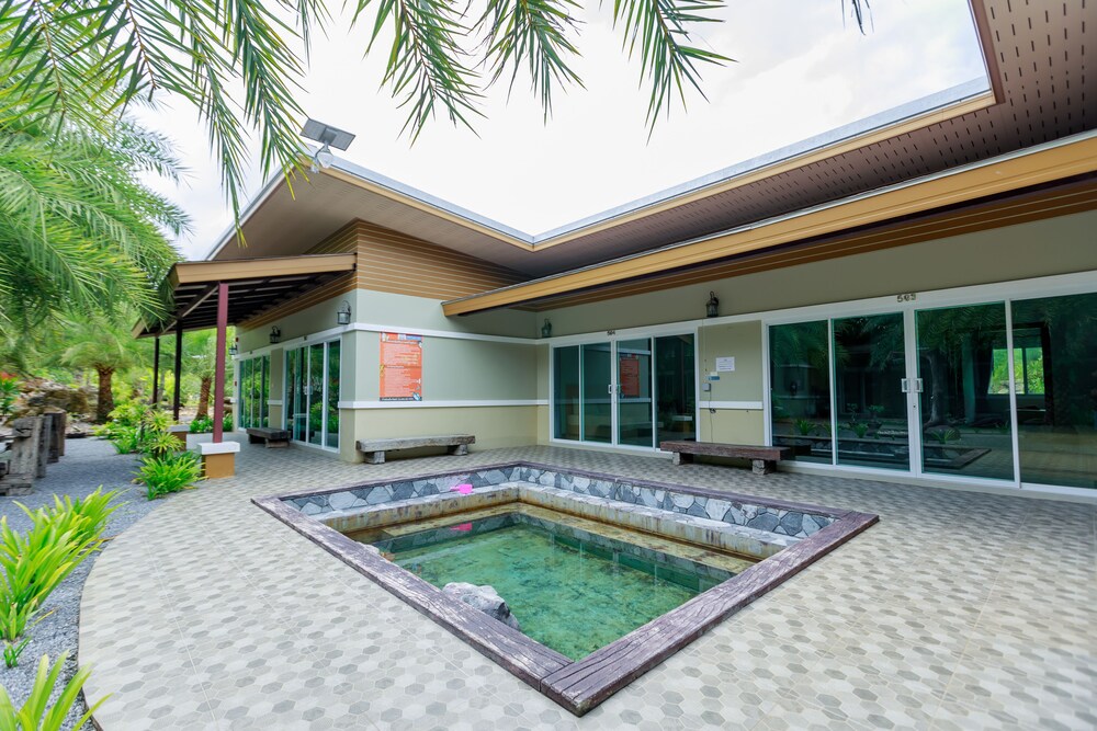 Saline Hot Spring Resort 55/62