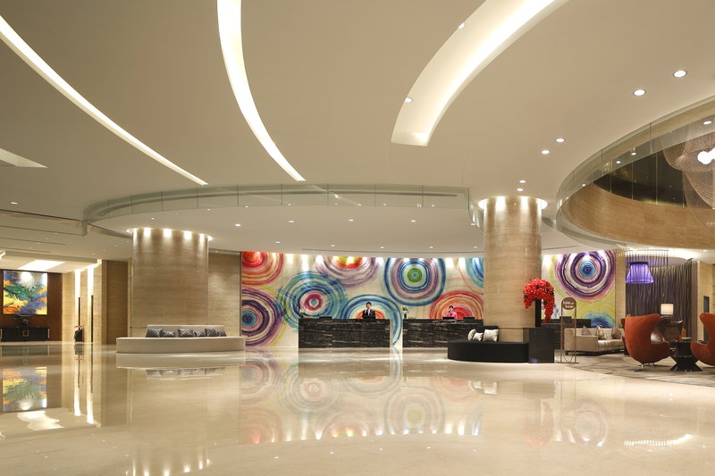 CROWNE PLAZA WUXI TAIHU 6/76