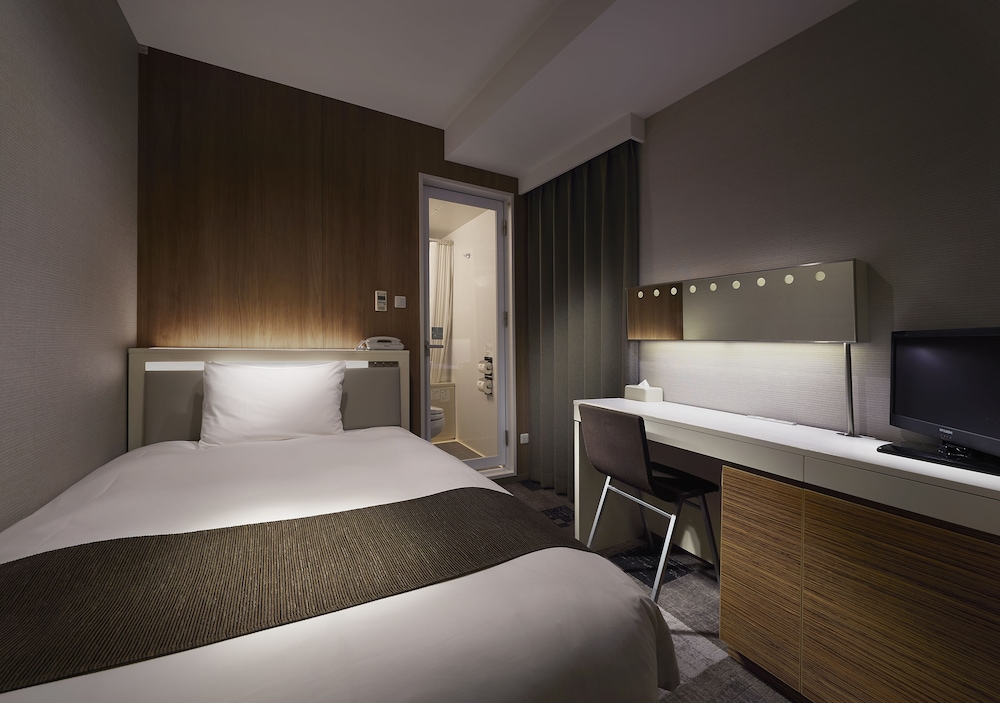 Sotetsu Fresa Inn Shimbashi Karasumoriguchi 17/46