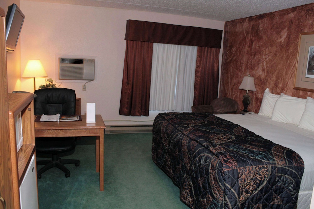 Super 8 by Wyndham Rapid City 29/42