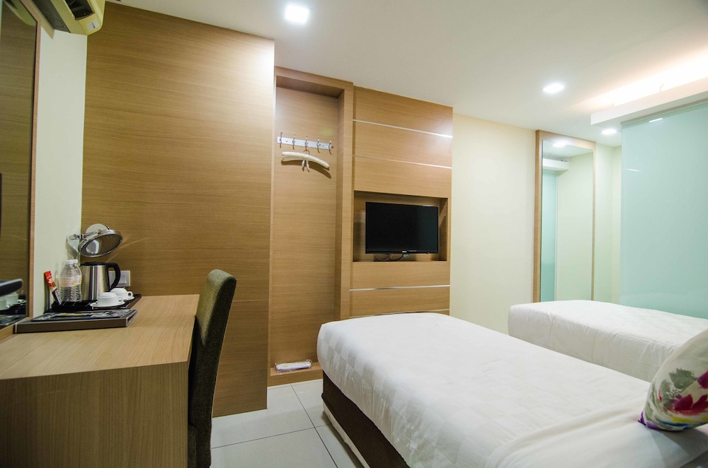Mornington Hotel Bukit Permata 17/27