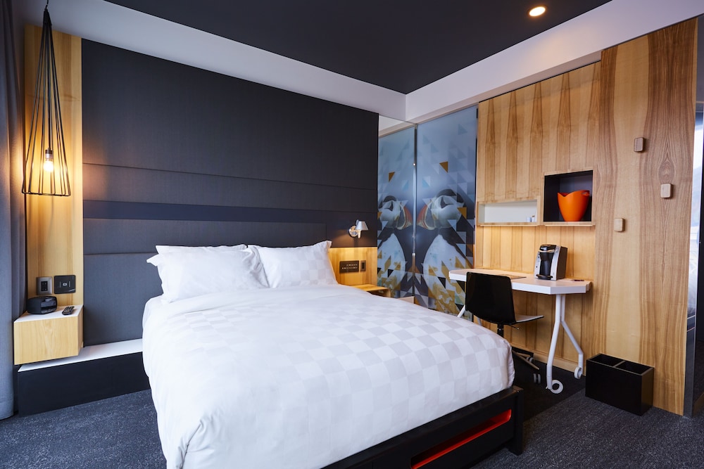 Alt Hotel St Johns 11/36