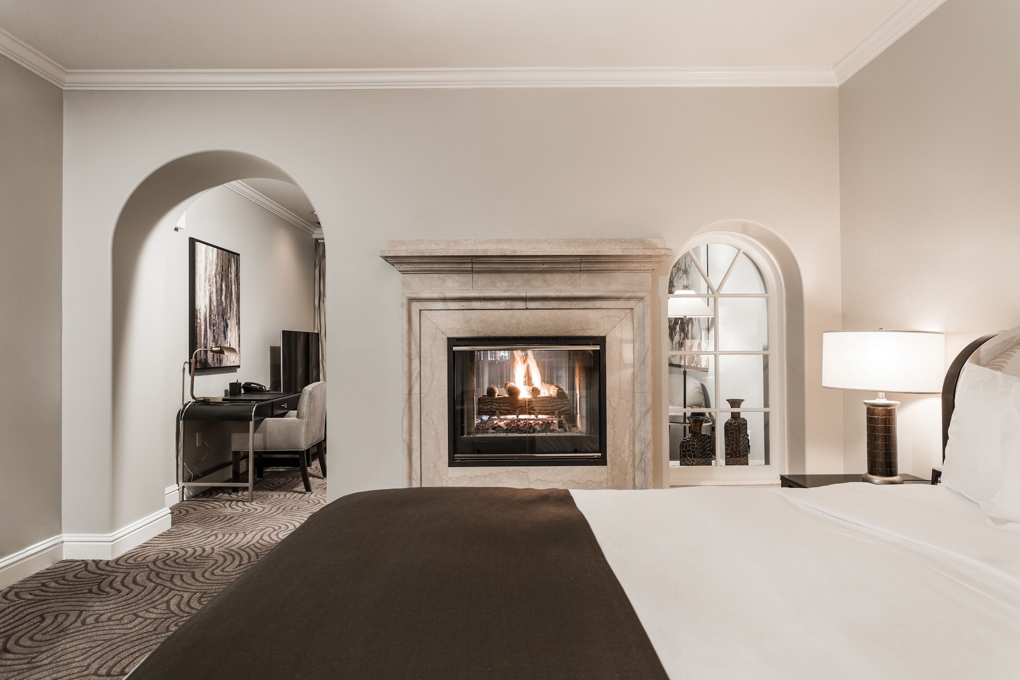 LUXURY, STUDIO, SUITE, KING BED, SOFA