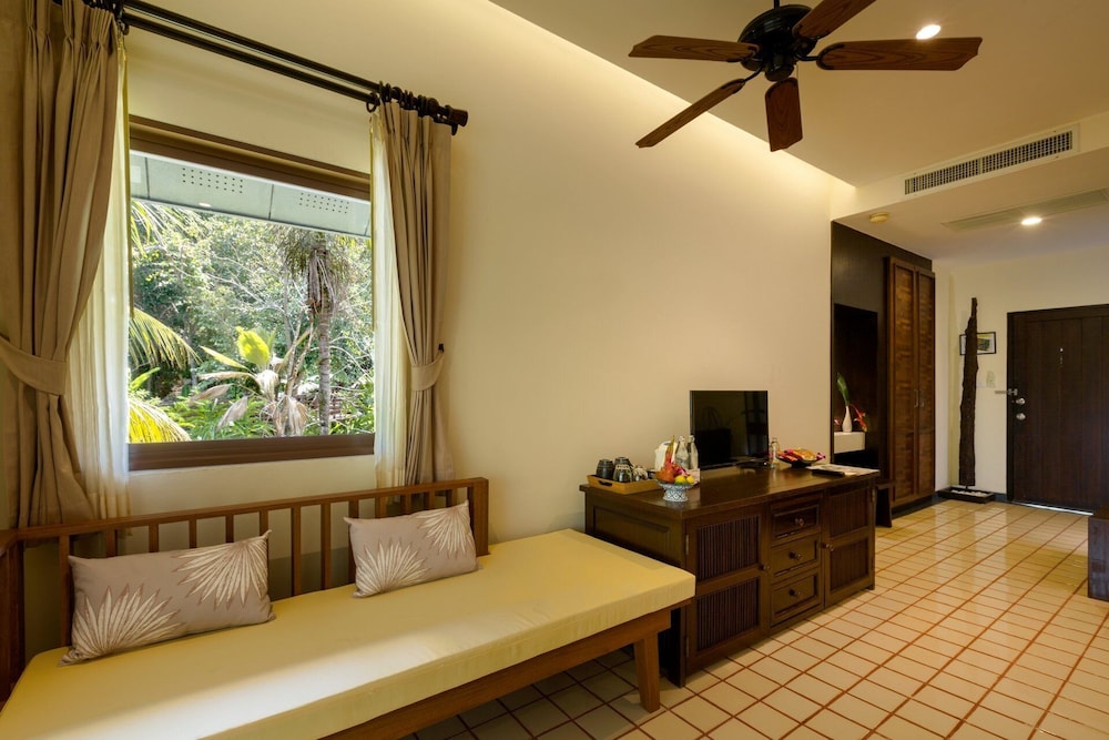 Khaolak Wanaburee Resort 57/73