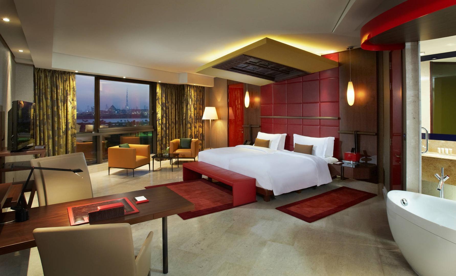 EXECUTIVE ROOM WITH CLUB ACCESS