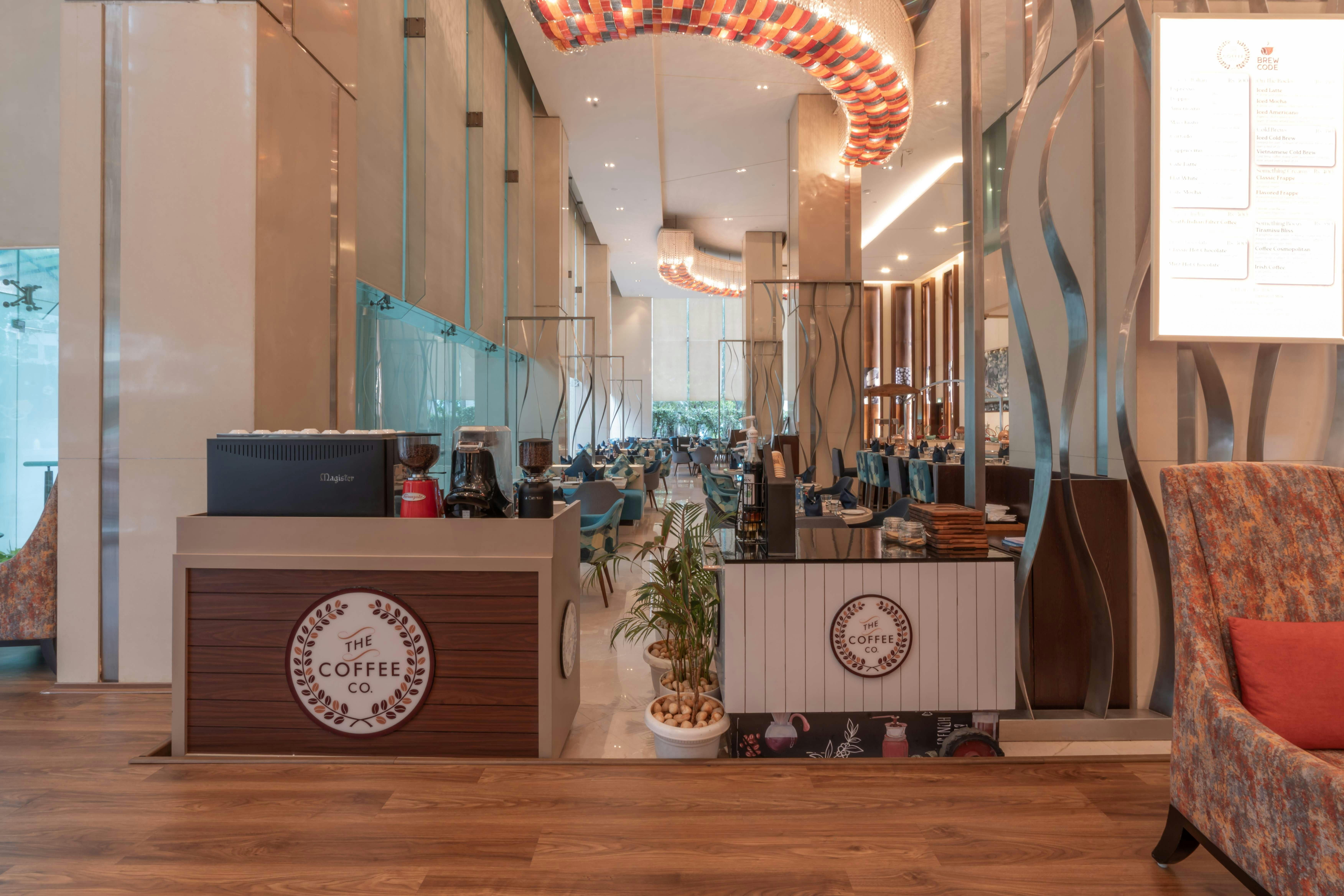 HOLIDAY INN MUMBAI INTERNATIONAL AIRPORT 7/72