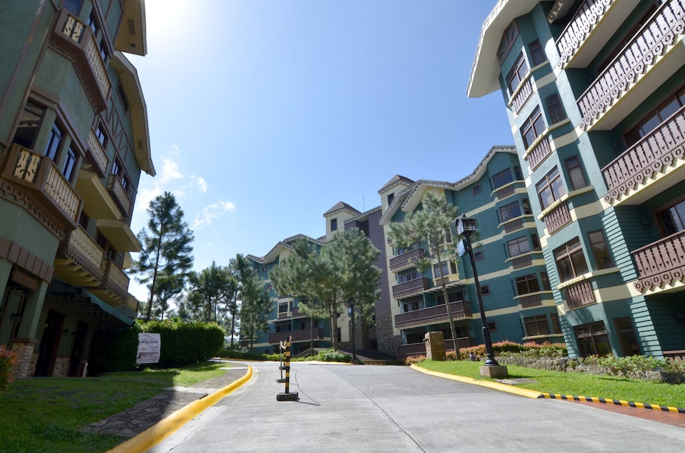 Crosswinds Resort Suites 39/50