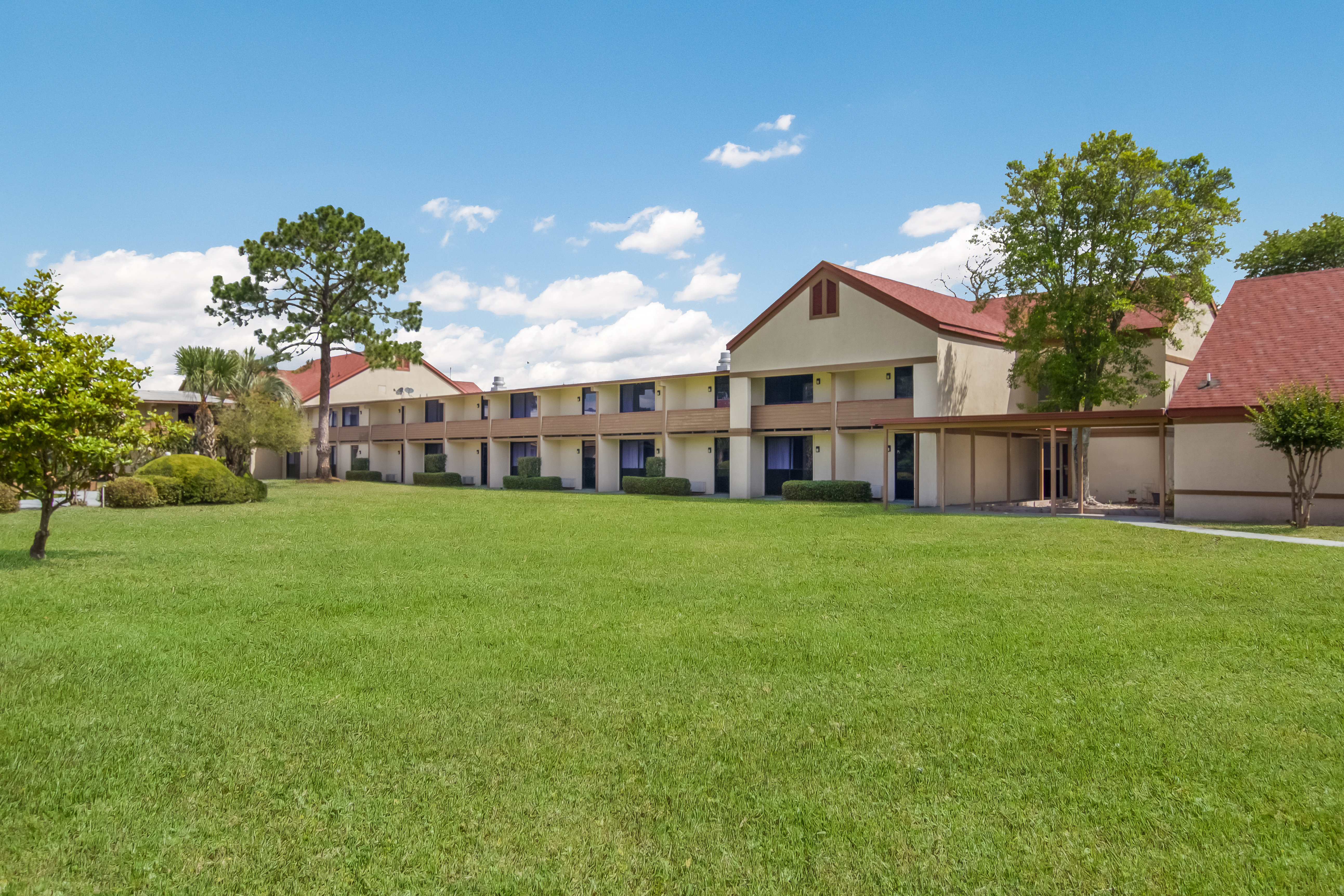 Red Roof Inn Suites Brunswick I 95 29/32