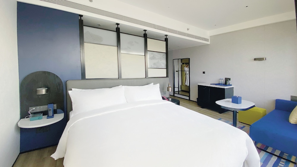 Aloft Yantai 12/38