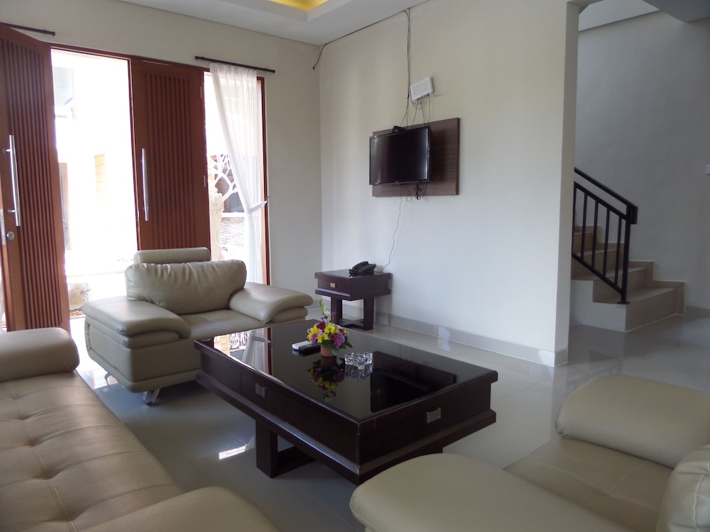 Royal Majesty Villas 46/71