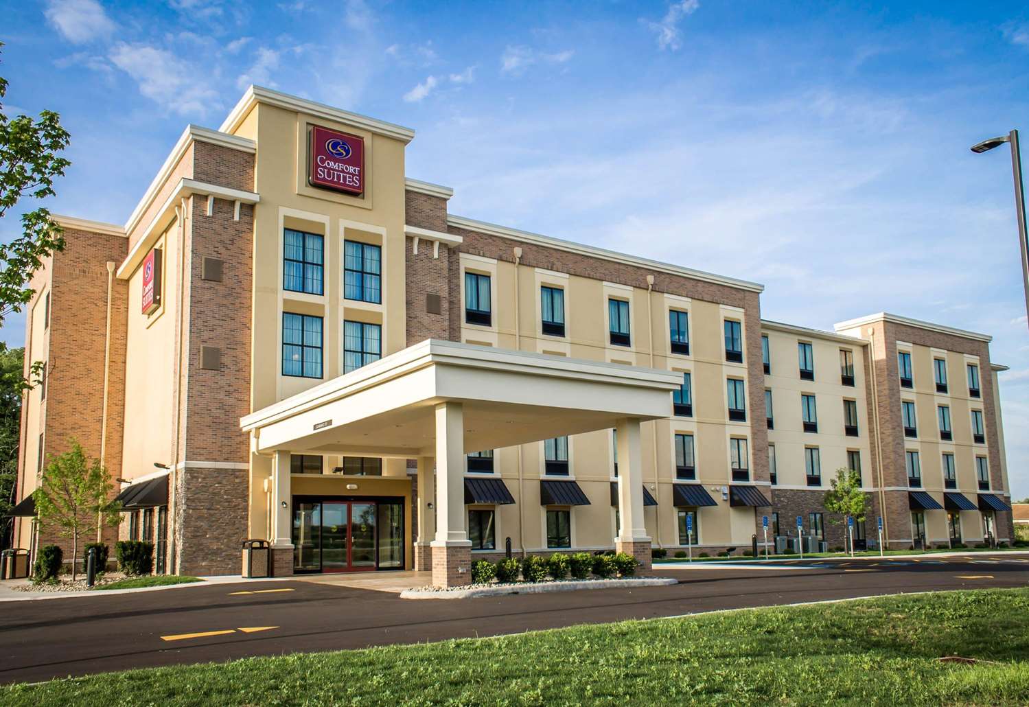 Comfort Suites Hartville-North Canton 4/43