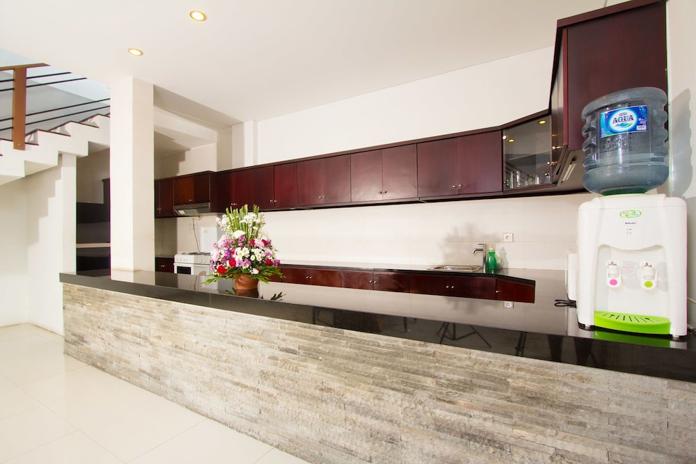 Apple Villa And Apartment 6/50