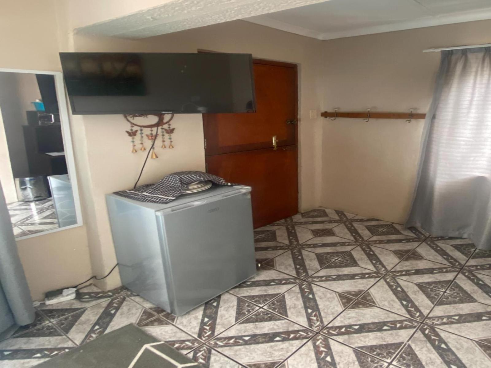 Aloe Guest Rooms 4/24