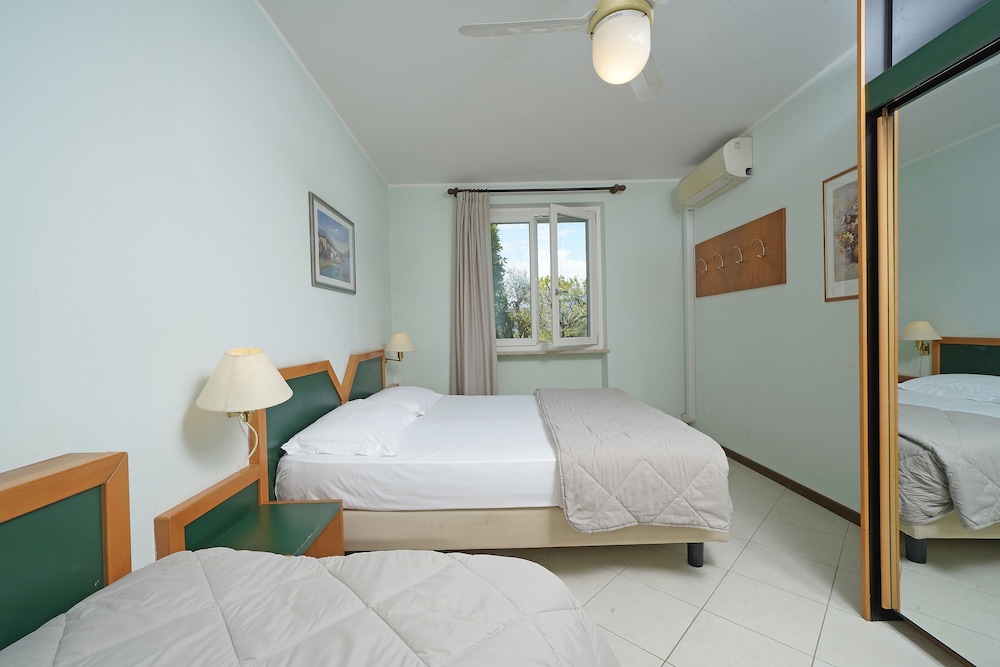 2 BEDROOMS, APARTMENT, COURTYARD VIEW