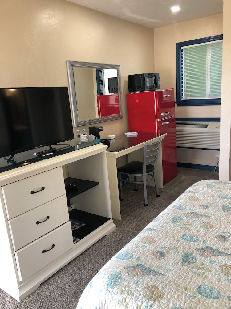 The Inn at Buzzards Bay 27/43