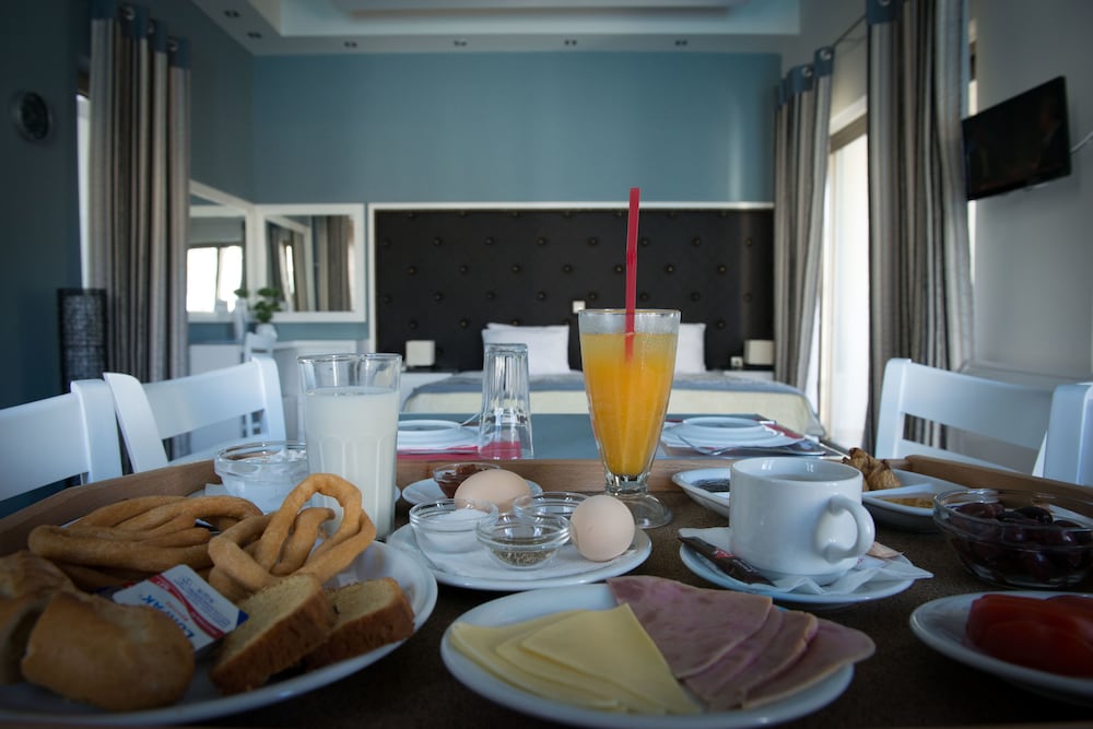 Mantinia Bay Hotel 36/45