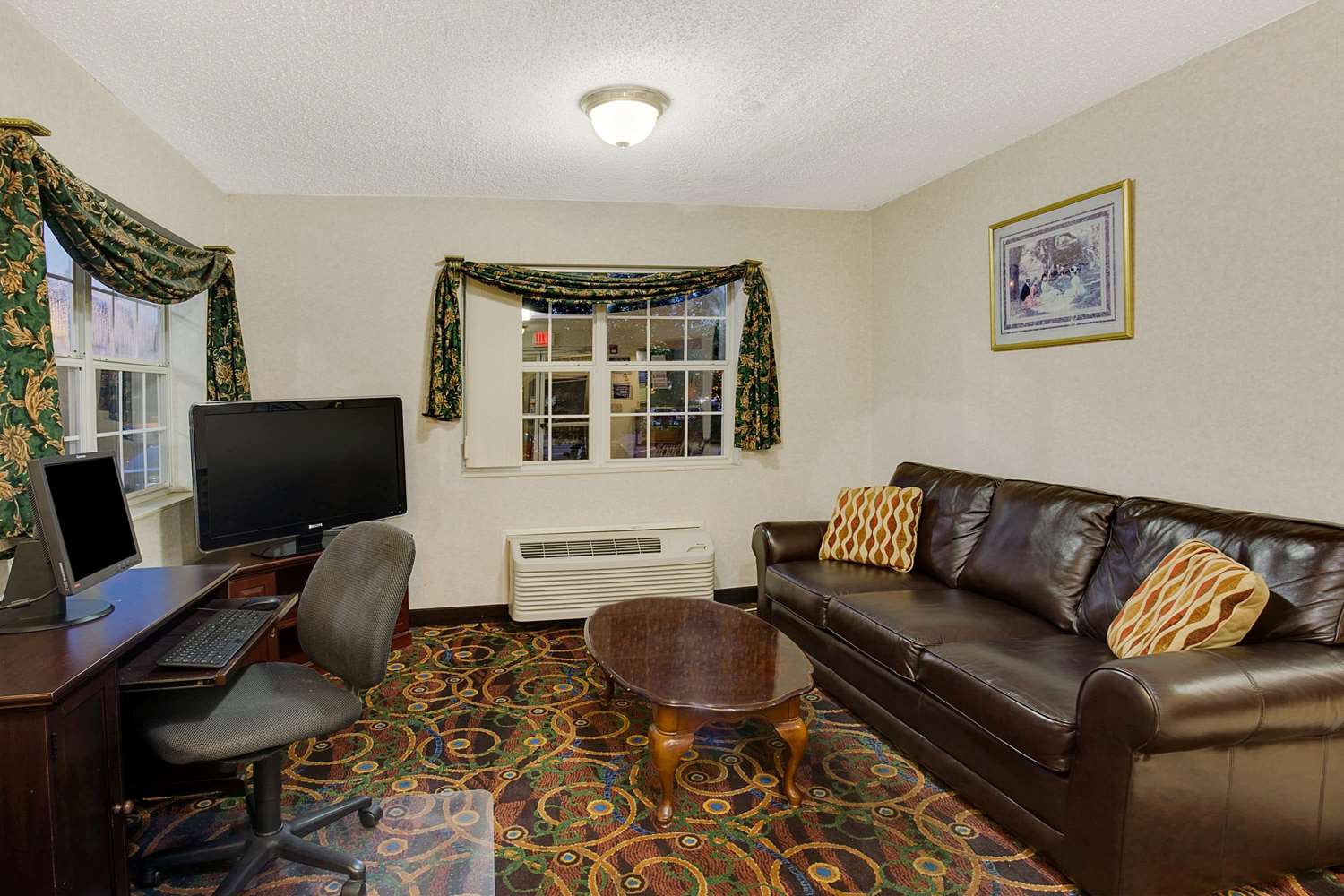 Microtel Inn & Suites by Wyndham Murfreesboro 21/24