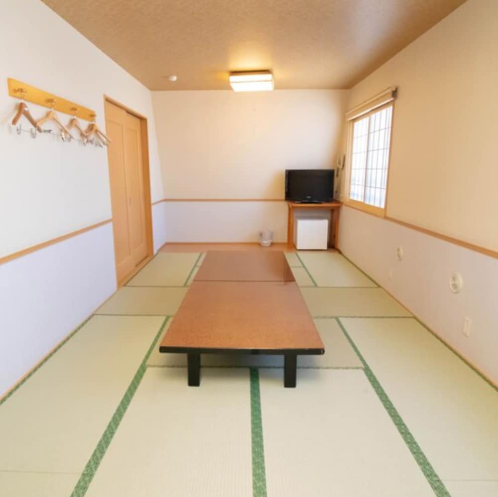 Resort Inn Fuyo Kawaguchiko Inter Store 45/57