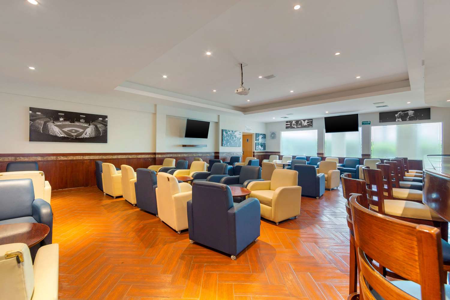 Comfort Inn Monterrey North, Nuevo Leon NLE 19/25