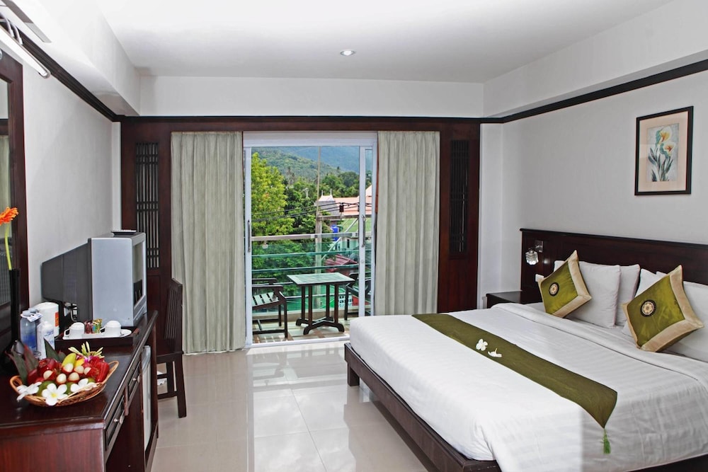 First Residence Hotel 15/48
