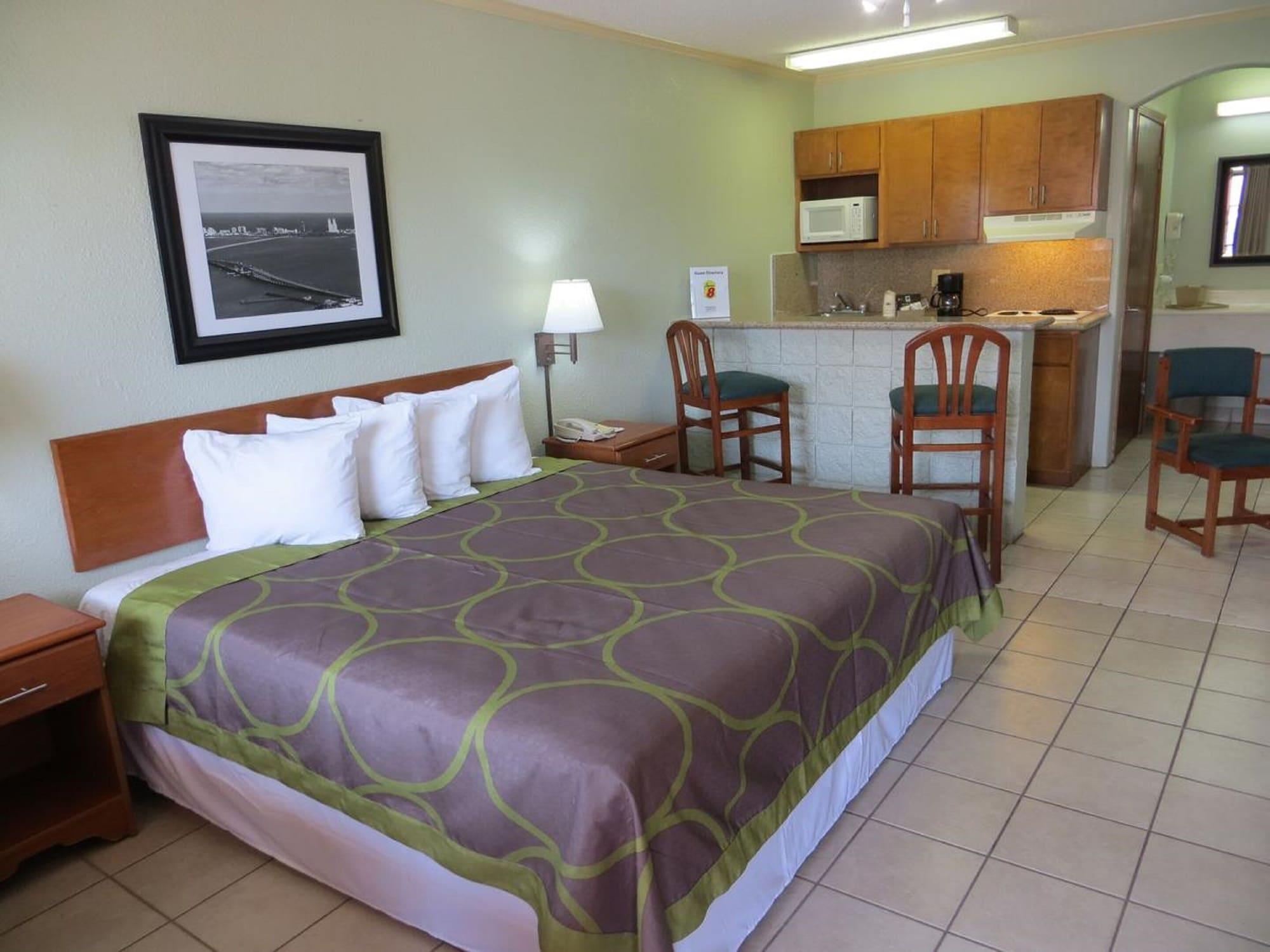 2 Bedrooms, Deluxe, Suite, Multiple Beds