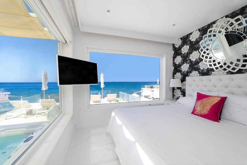 Lanis Suites De Luxe - Adults Only 82/108