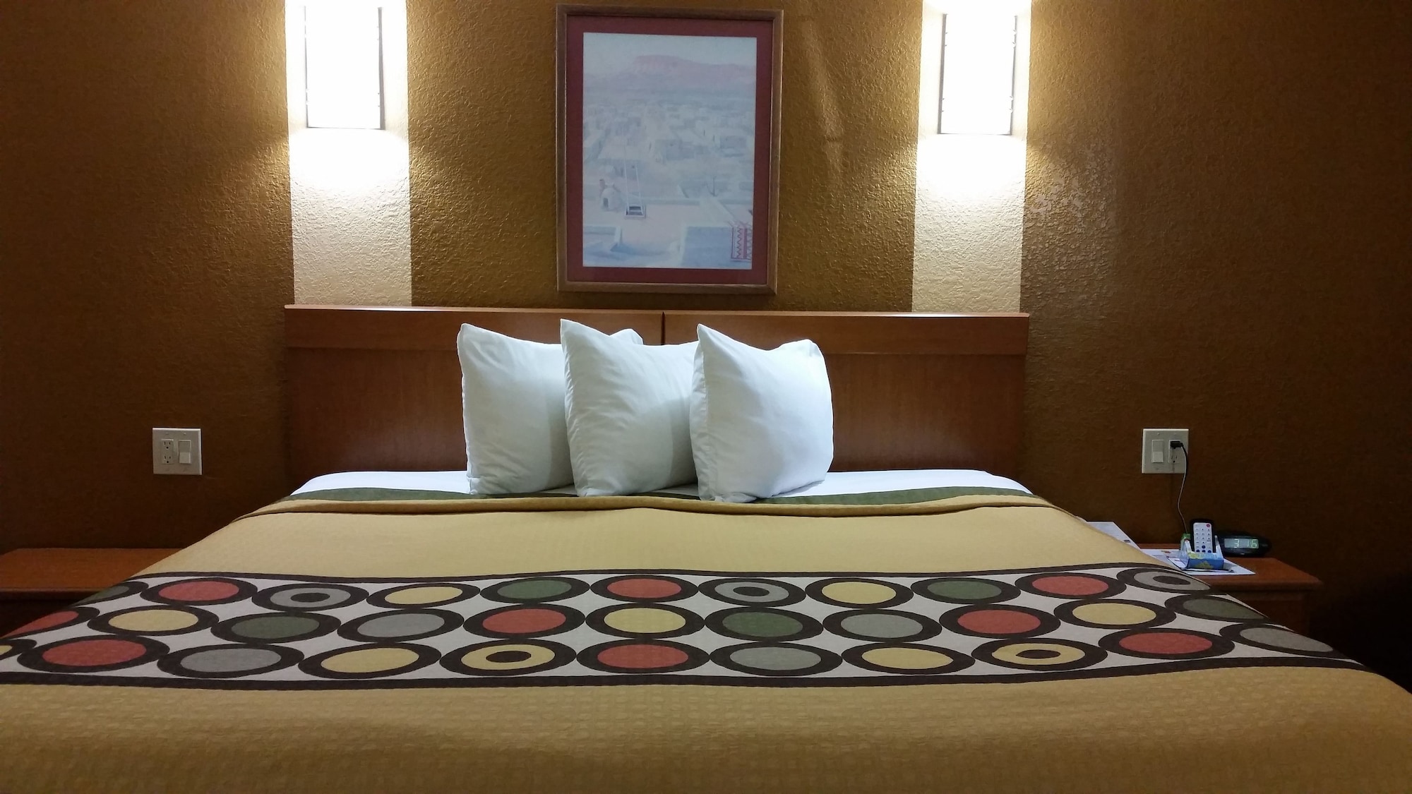 Standard, King Bed 3/4