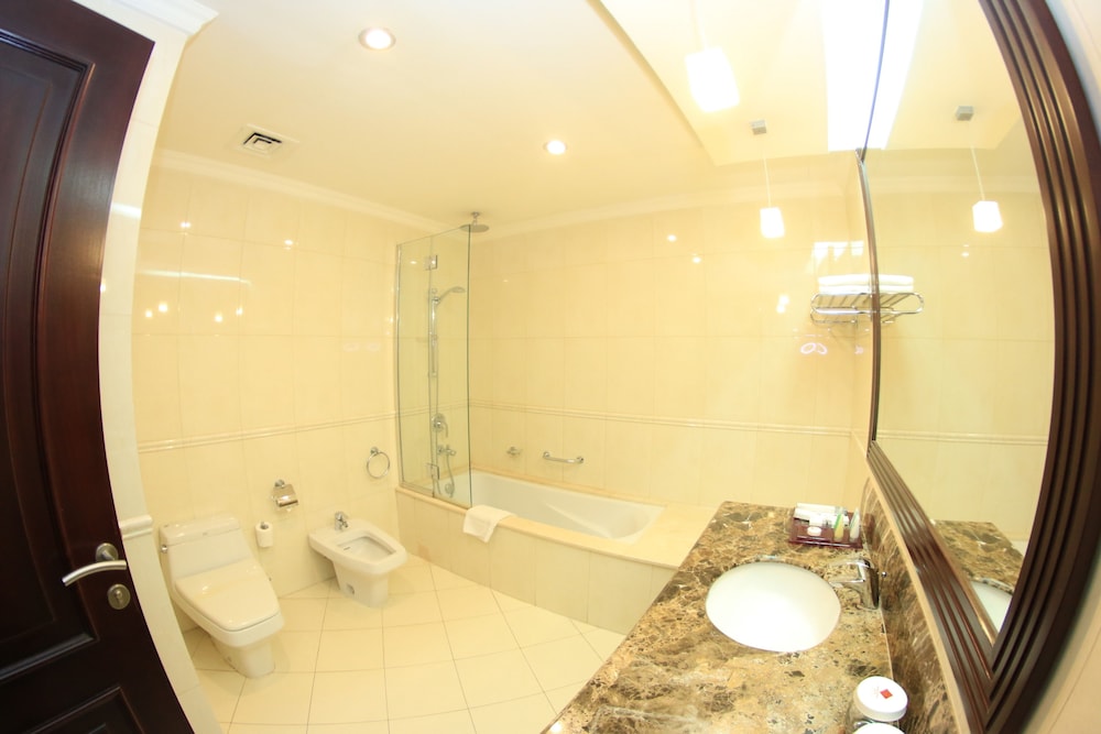Grand Regal Hotel 11/60