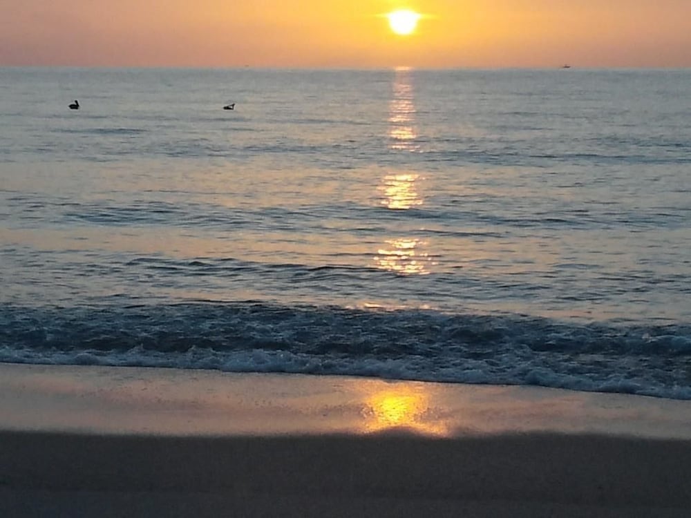 Sun Dek Beach House 22/56