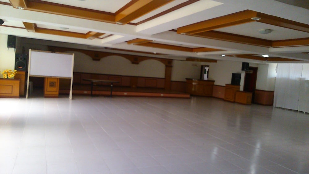Magayon Hotel 3/29