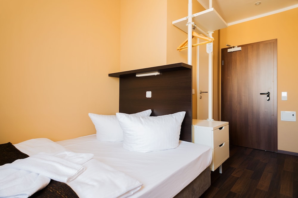 Apple City Hotel 14/33