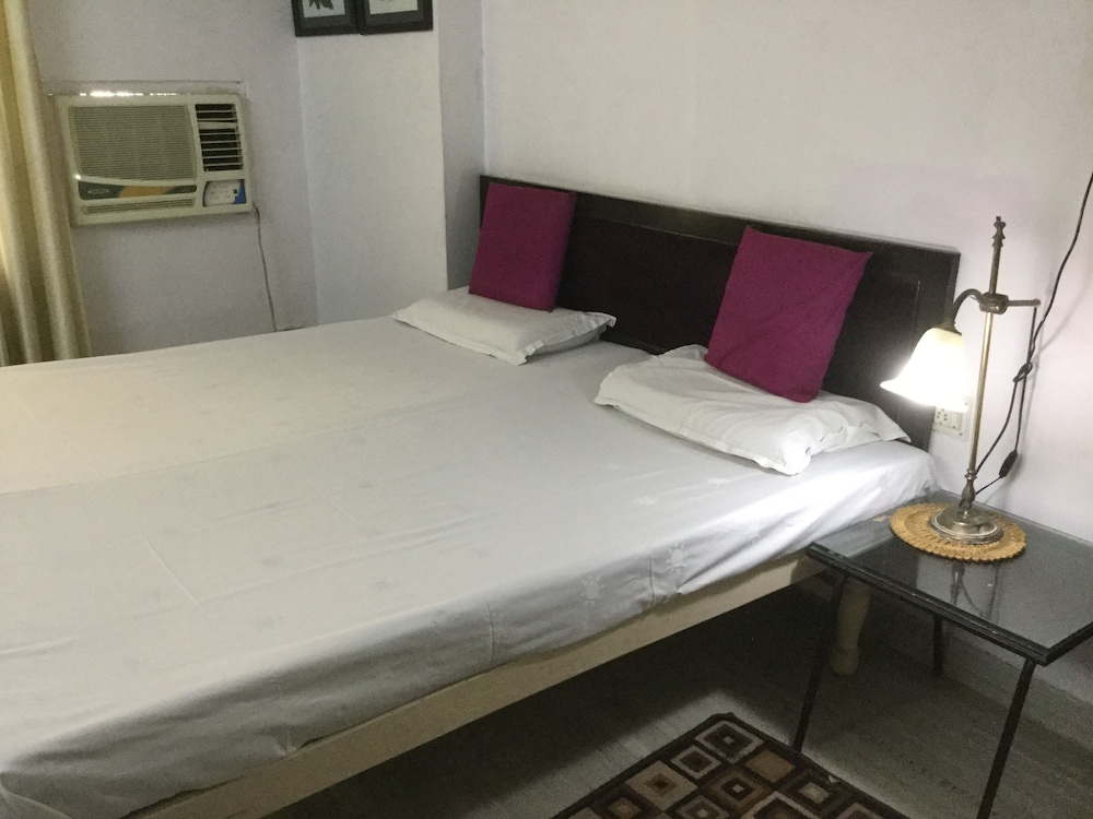 Mewar Inn 10/49