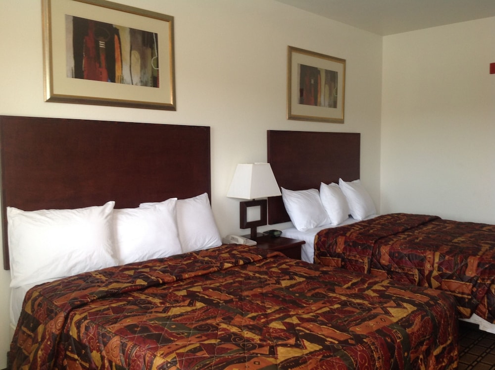 America Inn Suites 16/45